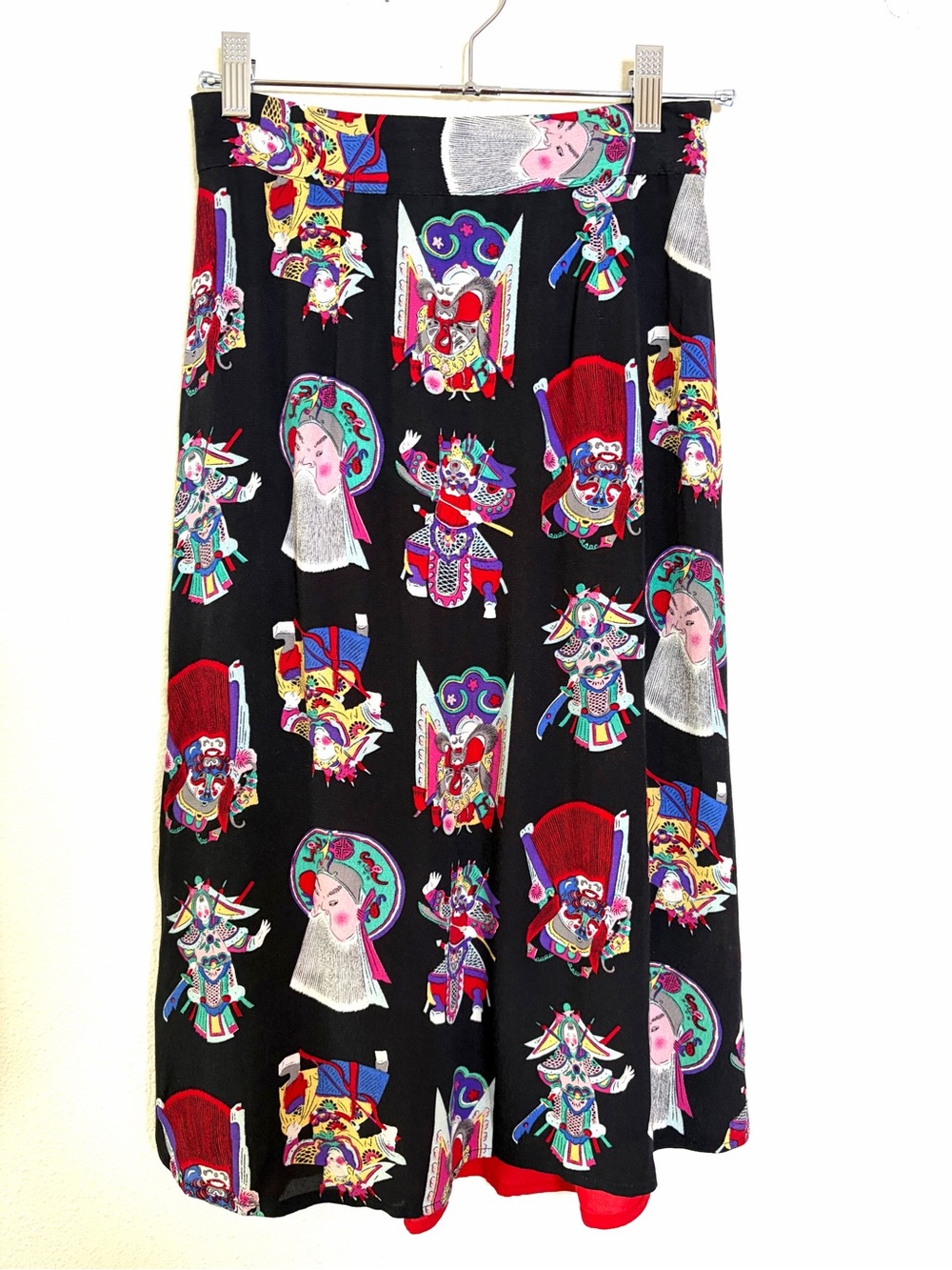 Trashy Diva Black Midi Skirt Multicolor Theater Print sz 4 rayon vintage retro